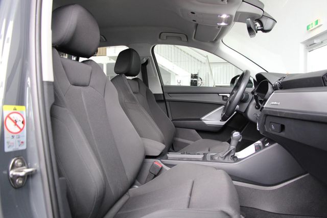 Audi Q3 40 TDI quattro base – Image 9
