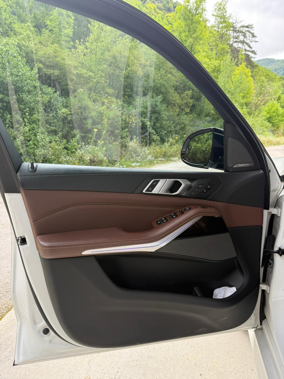 BMW X5 M50d xDrive 400ch Full Options – Image 13